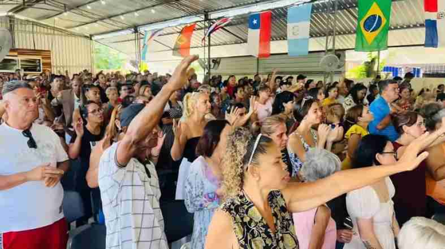 Religião ganha força na crise