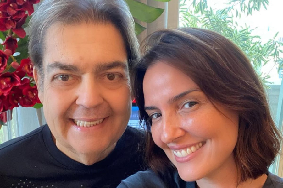 Luciana acalma fãs
